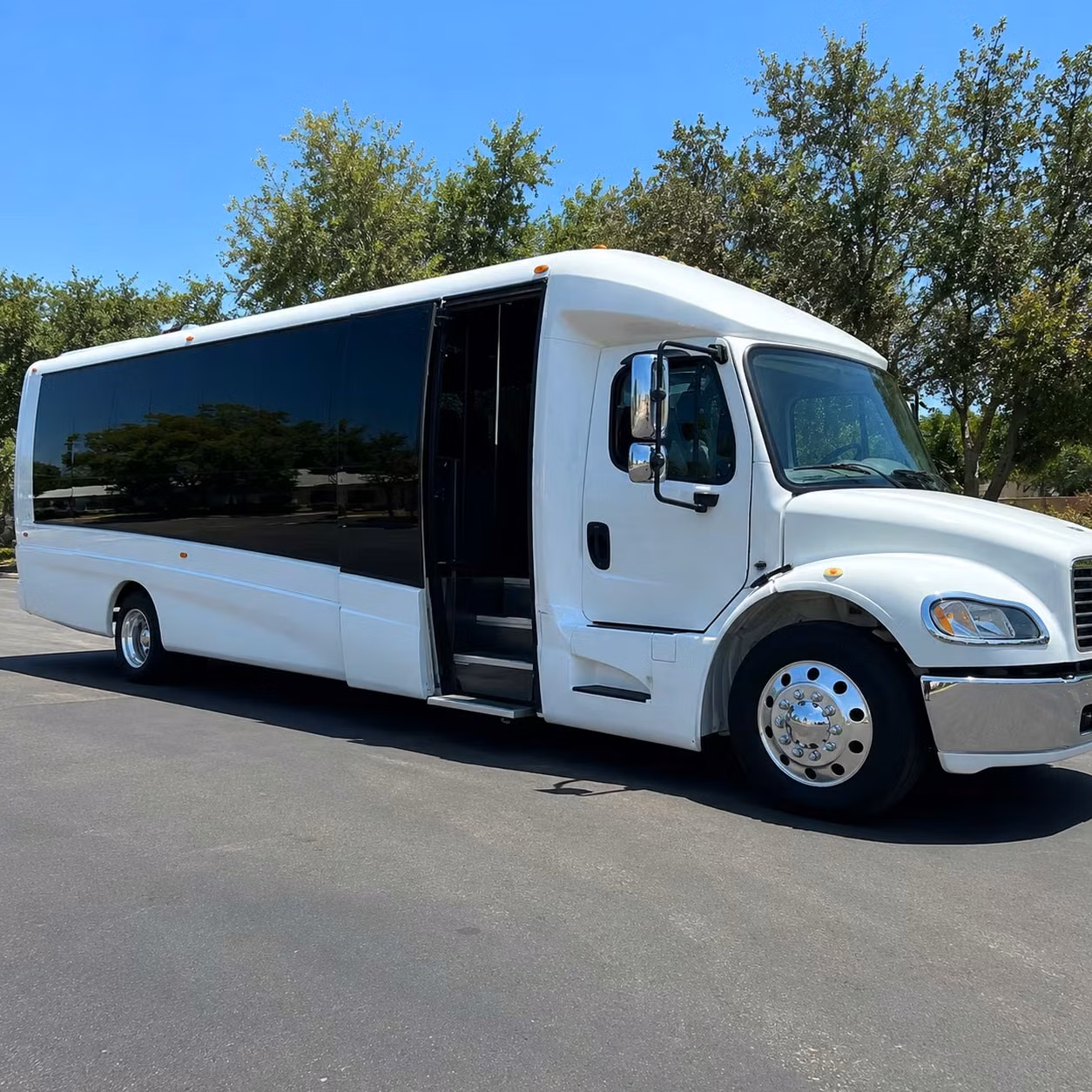 15 passenger minibus
